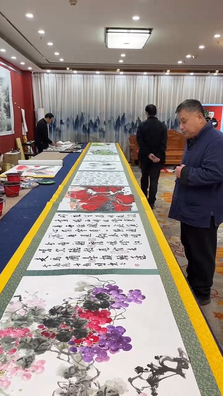 书法合作十米乘一米长卷