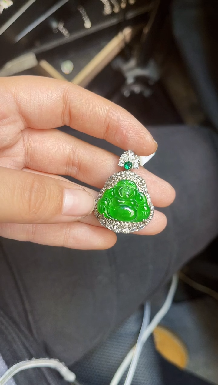 【闪购商品】翡翠颈饰银S925镶嵌佛公吊坠