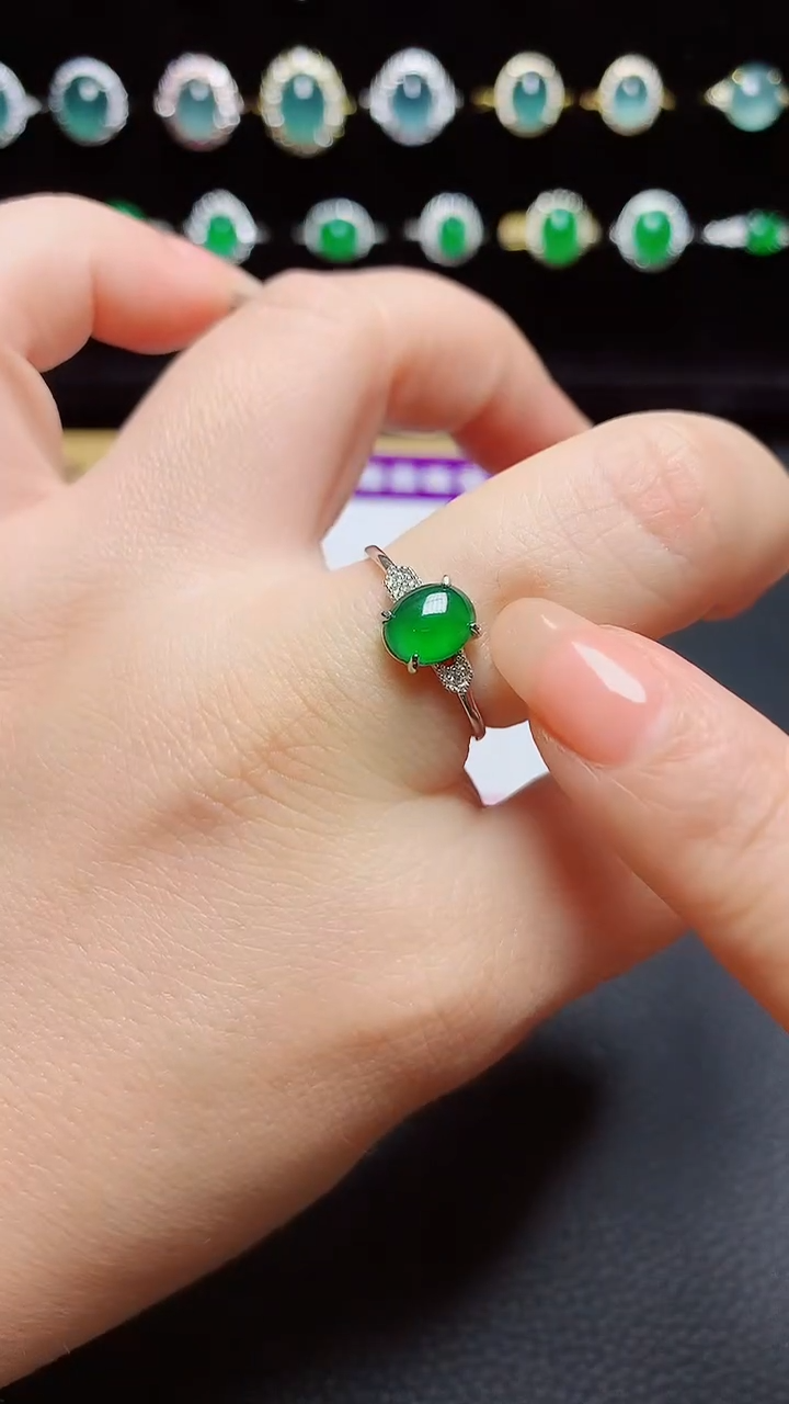 翡翠戒指银S925镶嵌天然翡翠A货s925银镶
