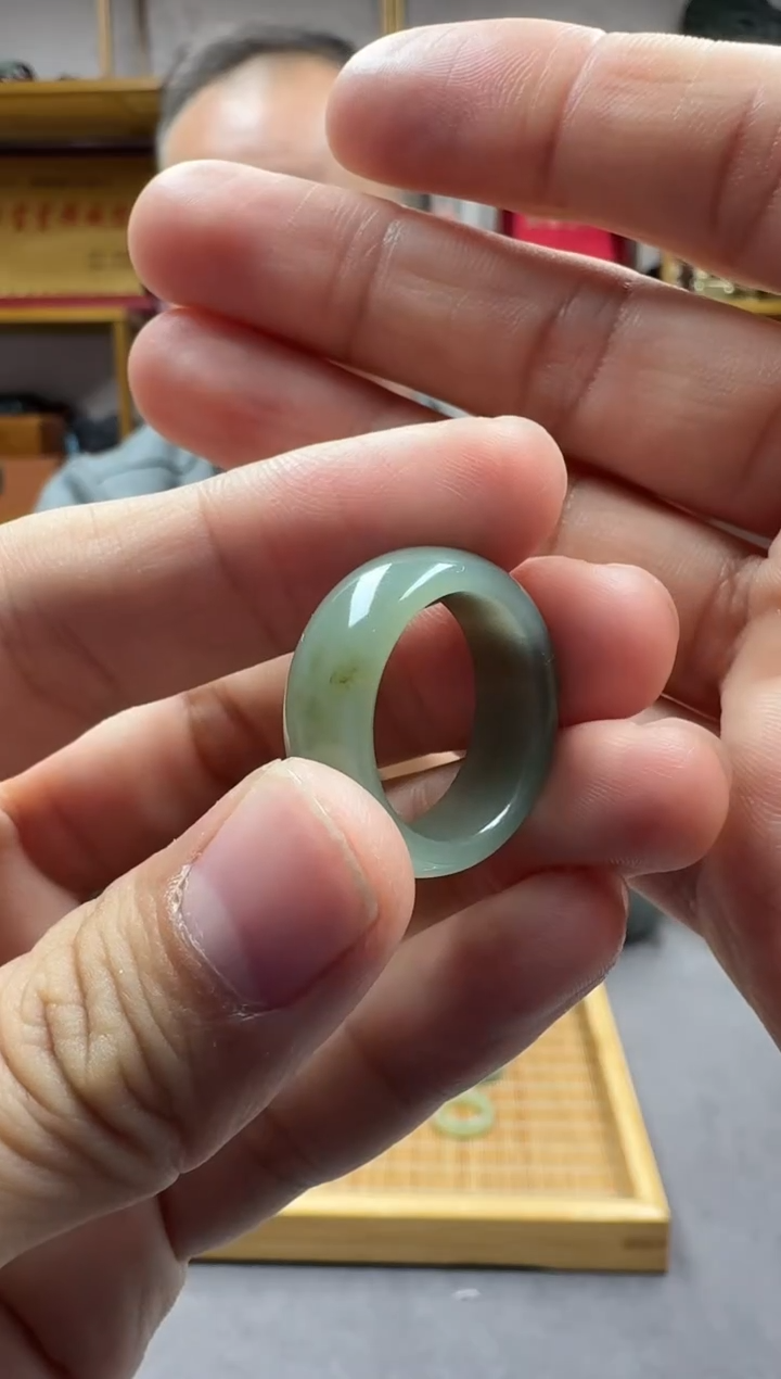 未镶嵌戒指和田玉18.5