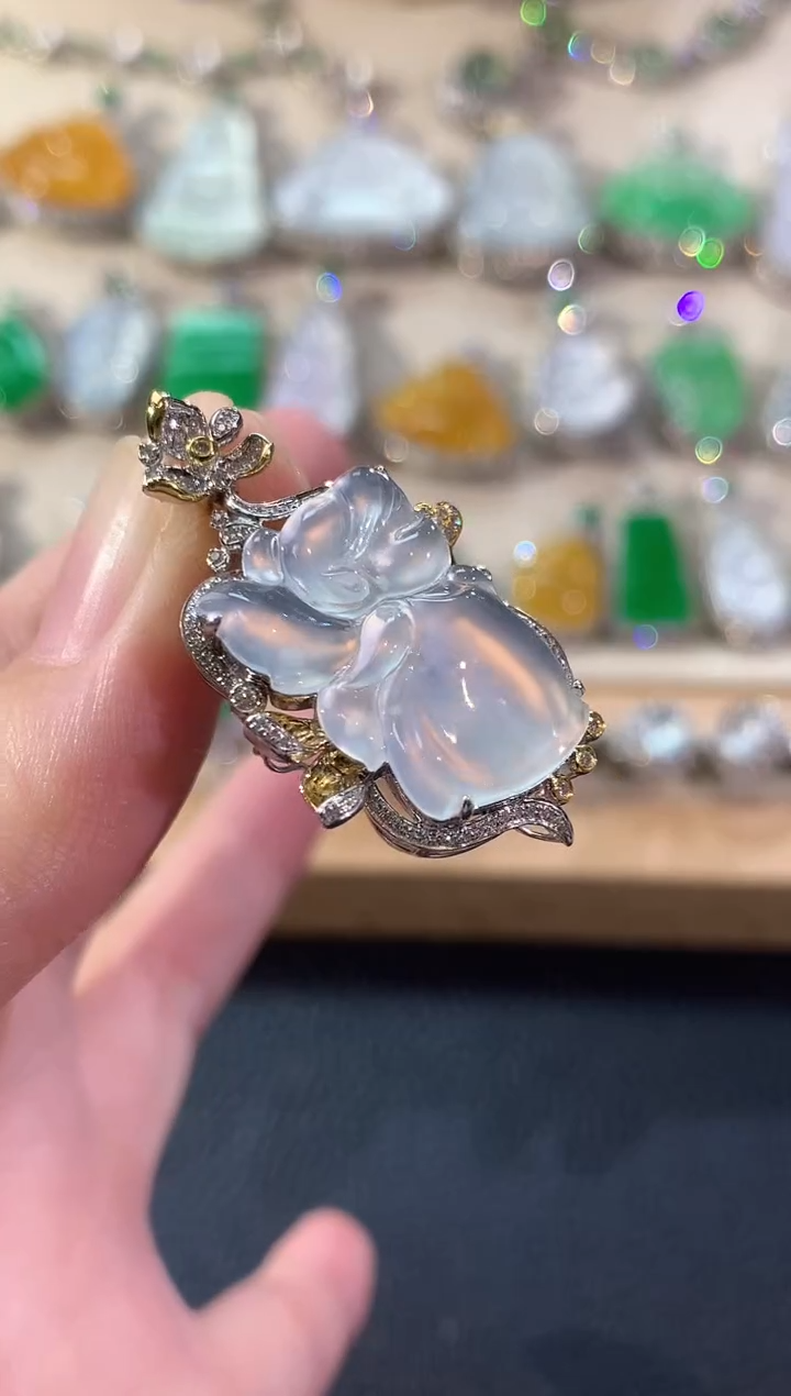 吊坠(不含链)18K金镶嵌翡翠冬日珠宝Q130