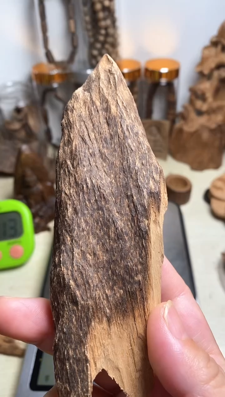 沉香碎屑沉香伊利安沉香原料22克