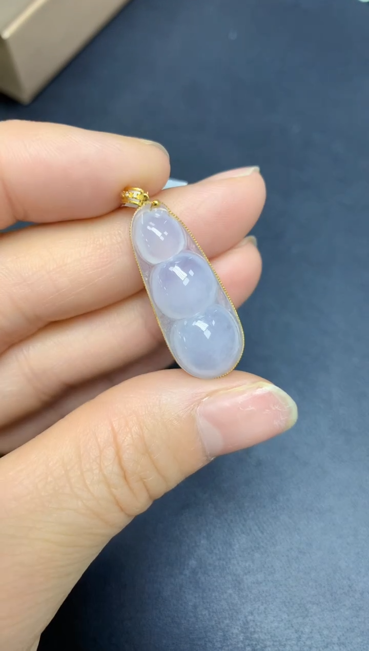 【闪购商品】翡翠挂件18K金镶嵌天然翡翠A货