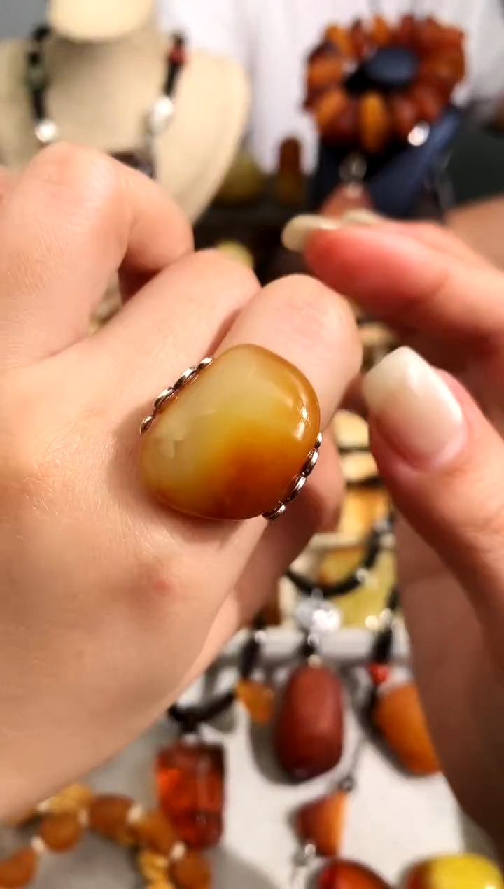 【闪购商品】蜜蜡裸石未镶嵌似玉