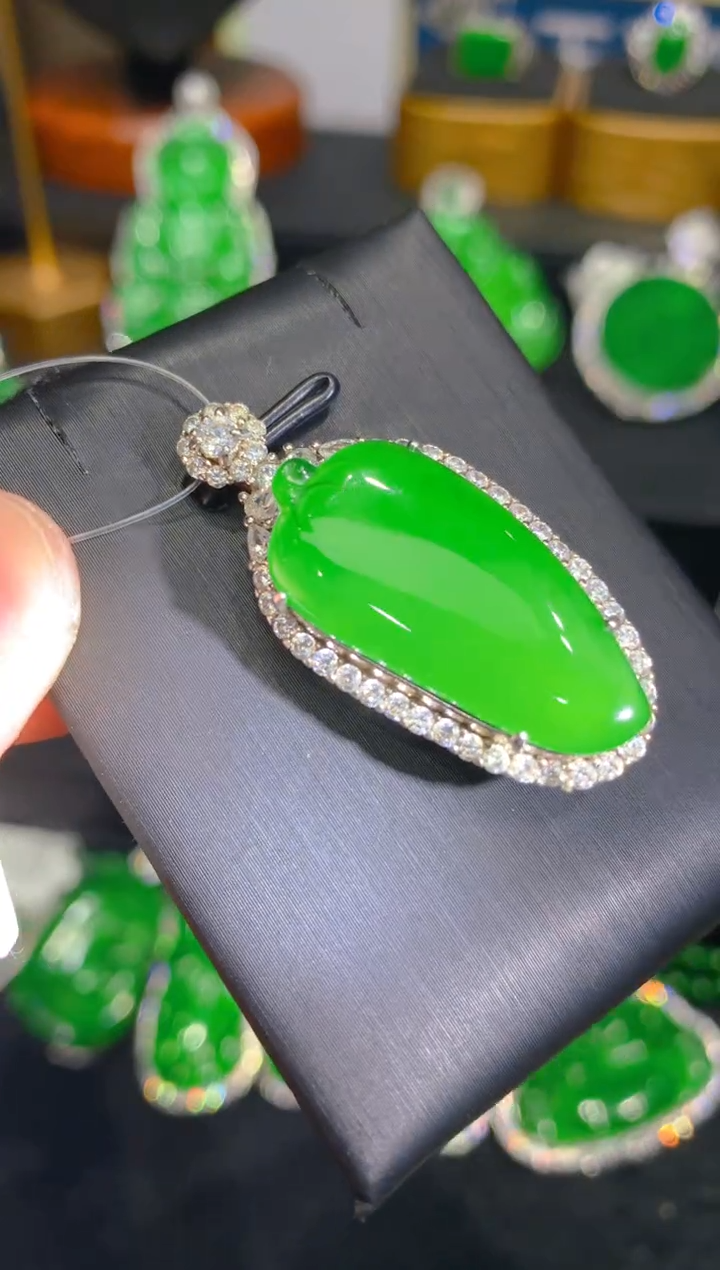 【闪购商品】翡翠颈饰银S925镶嵌26一季