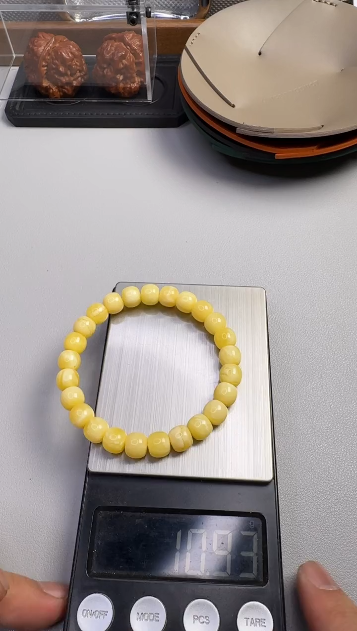 未镶嵌蜜蜡手链蜜蜡