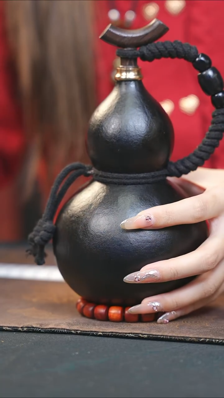 【闪购商品】WX156大漆酒葫芦不包手串及旋转底座