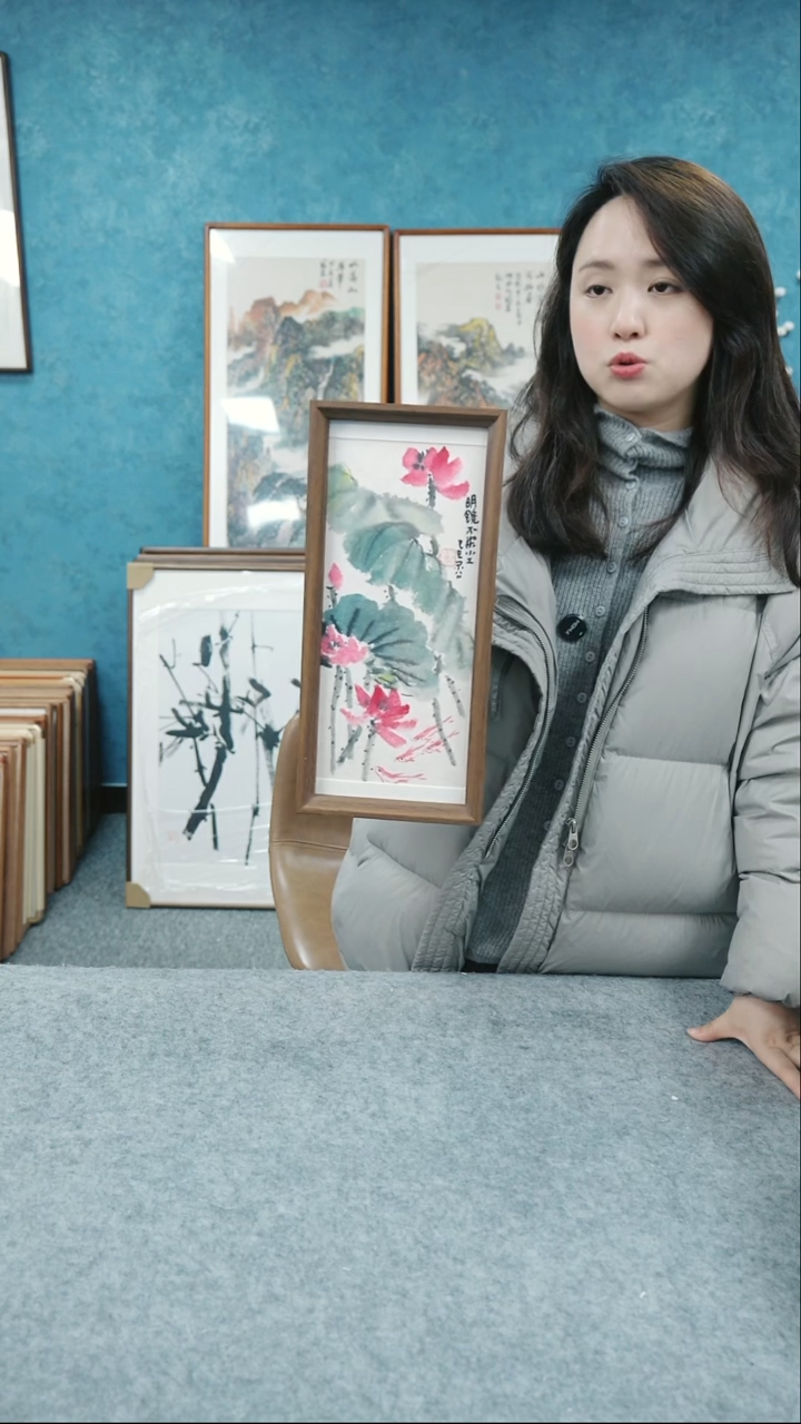 【闪购商品】国画10寸本土老师木质摆台