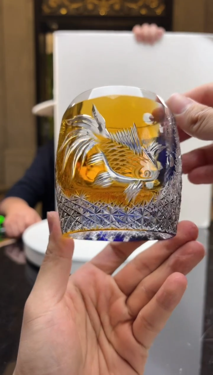 【闪购商品】茶宠鱼刻面杯子一只