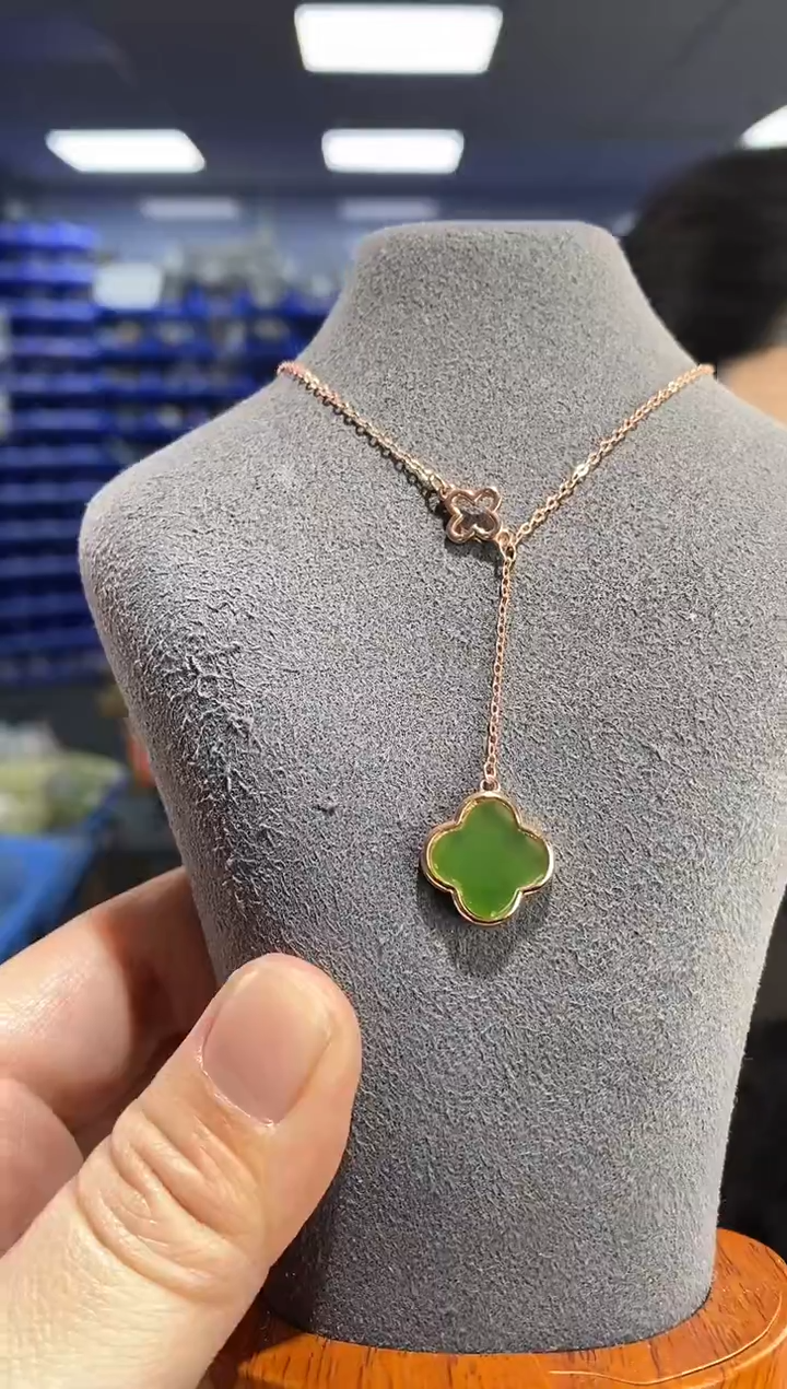 颈饰银S925镶嵌和田玉CL8150