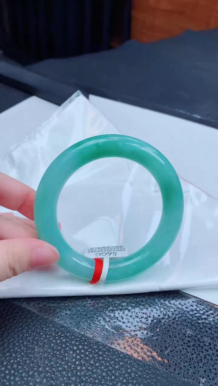 翡翠手镯未镶嵌缅甸天然翡翠A货手镯