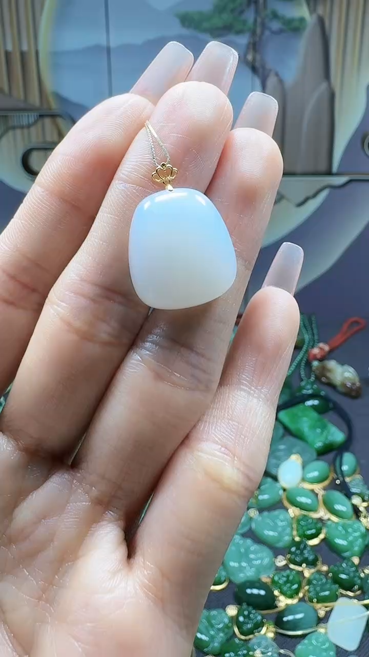 【闪购商品】和田玉吊坠(不含链)18K金镶嵌1