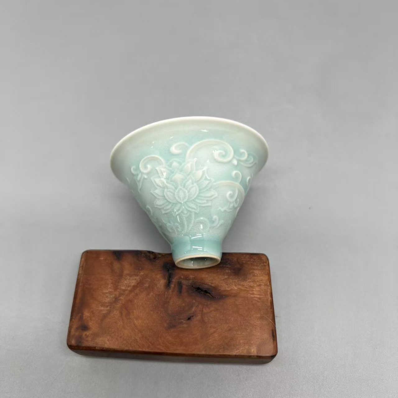 【天下龙泉】杨俏莉小斗笠杯｜周大乐忧选