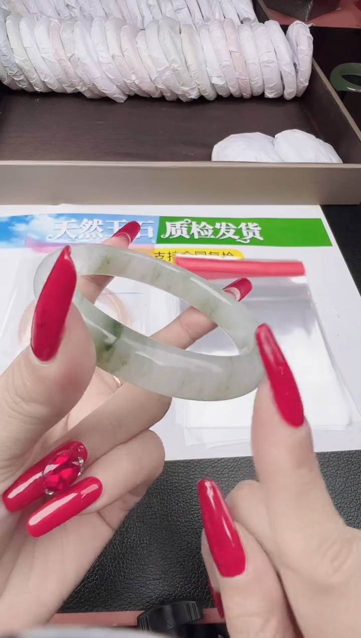 未镶嵌手镯石英质玉圈口61