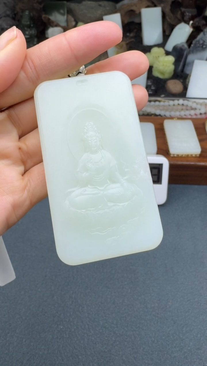 【闪购商品】和田玉颈饰未镶嵌开心