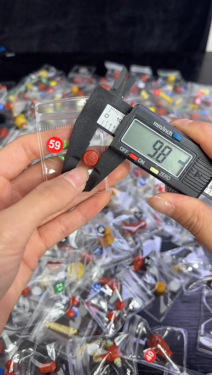 未镶嵌1南红玛瑙多样性发货