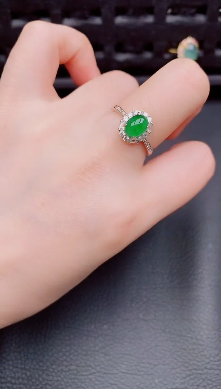 【闪购商品】翡翠戒指银S925镶嵌天然a货翡翠552