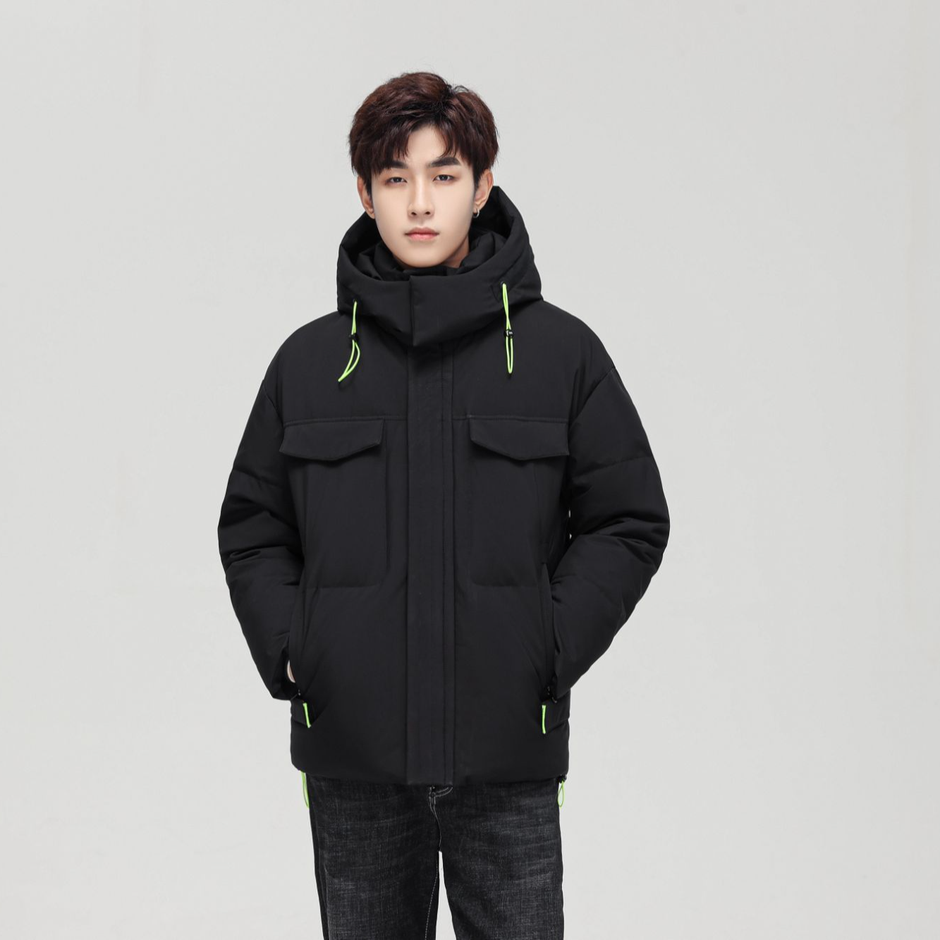 雪中飞2025年新款羽绒服男短款连帽休闲绒百搭保暖工装外套男8367
