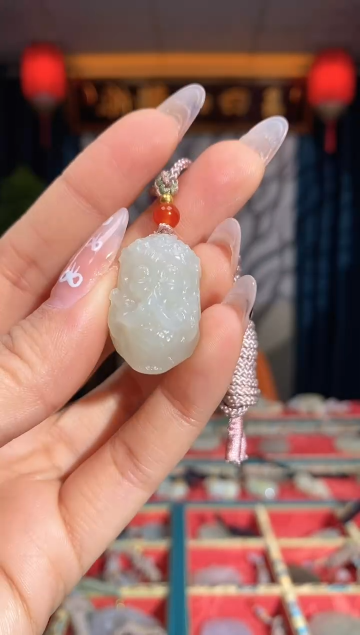 【闪购商品】和田玉颈饰未镶嵌美人鱼