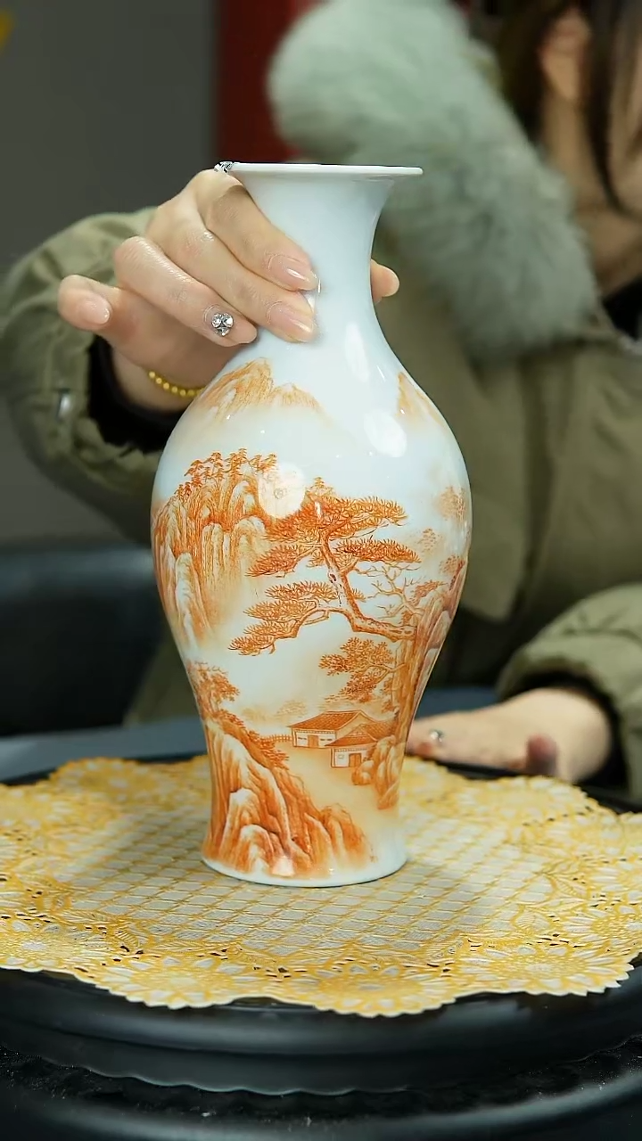 【闪购商品】官窑瓷画院356官窑瓷画院矾红山水橄榄瓶