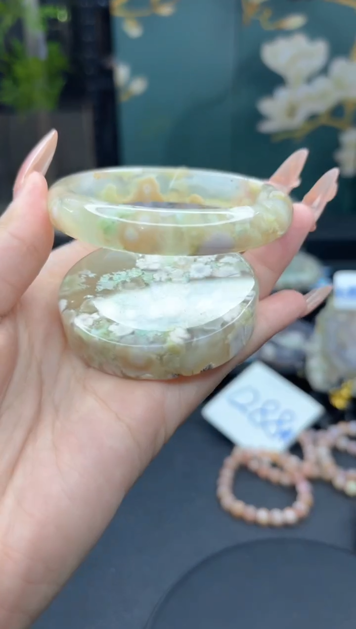 【闪购商品】石英质玉手镯未镶嵌106（60圈赠送镯心）