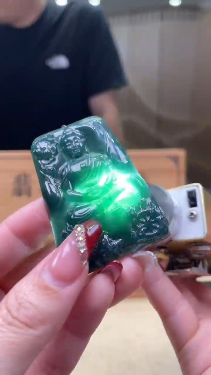 【闪购商品】定制翡翠未镶嵌       *551