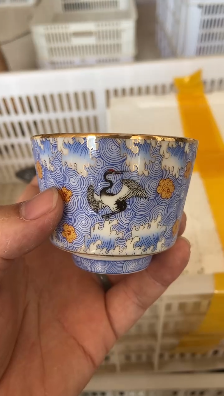 无运费险有瑕疵的摄影的产品有使用过的痕迹有点脏介意勿拍