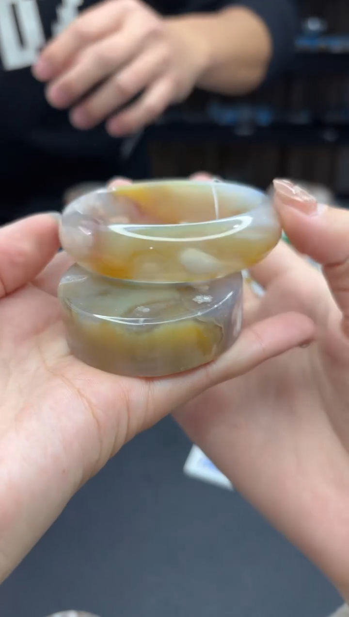 【闪购商品】石英质玉手镯未镶嵌202（56圈赠送镯心）