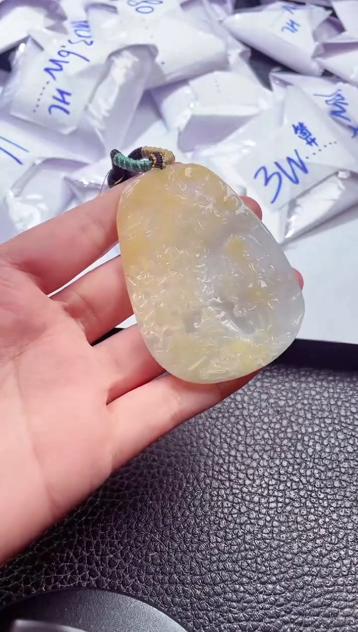 颈饰未镶嵌翡翠00007800