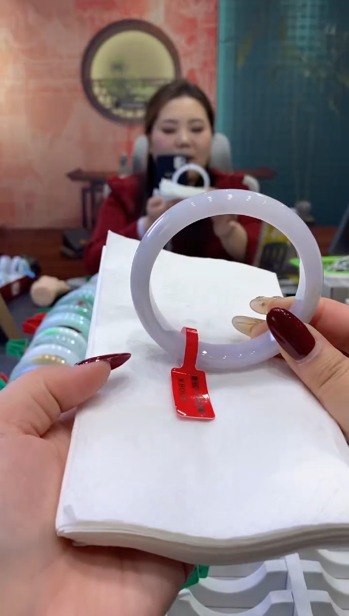 【闪购商品】翡翠手镯未镶嵌多人0019081