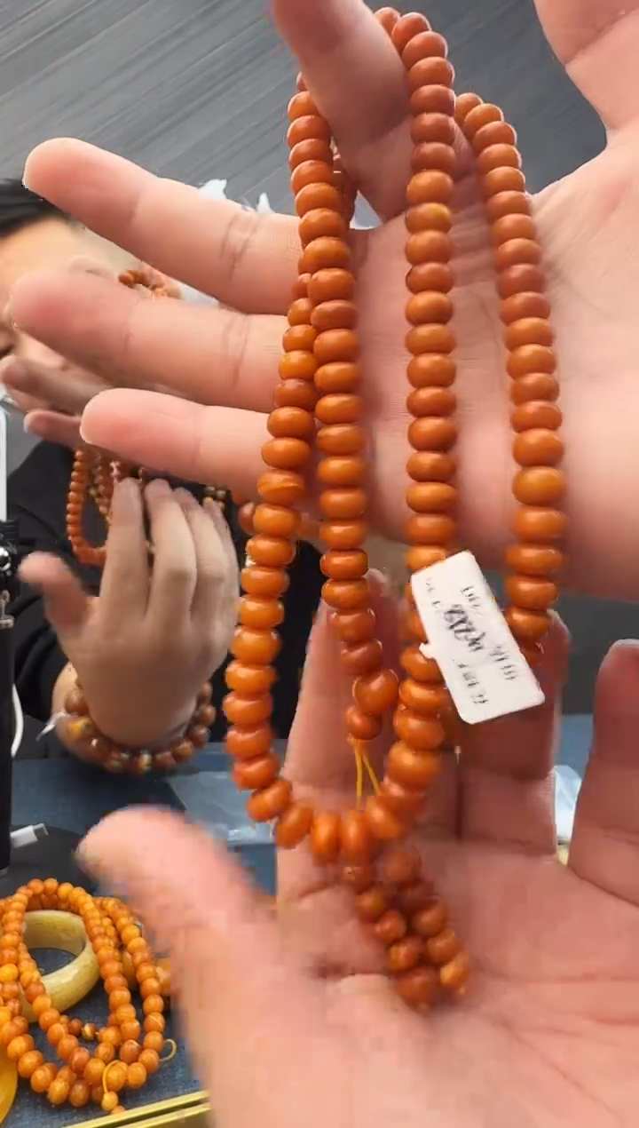 蜜蜡未镶嵌珠宝奇石假一罚十 34，8.9多样性发其一