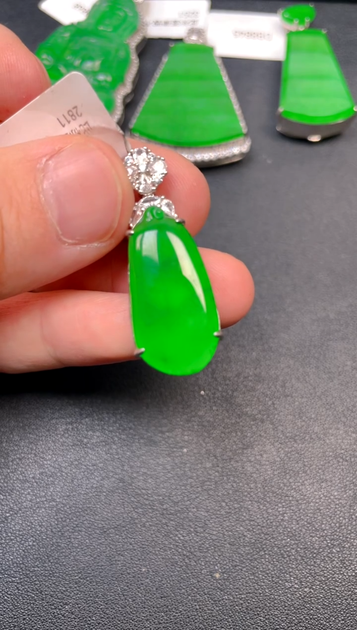 银S925镶嵌挂件翡翠吊坠