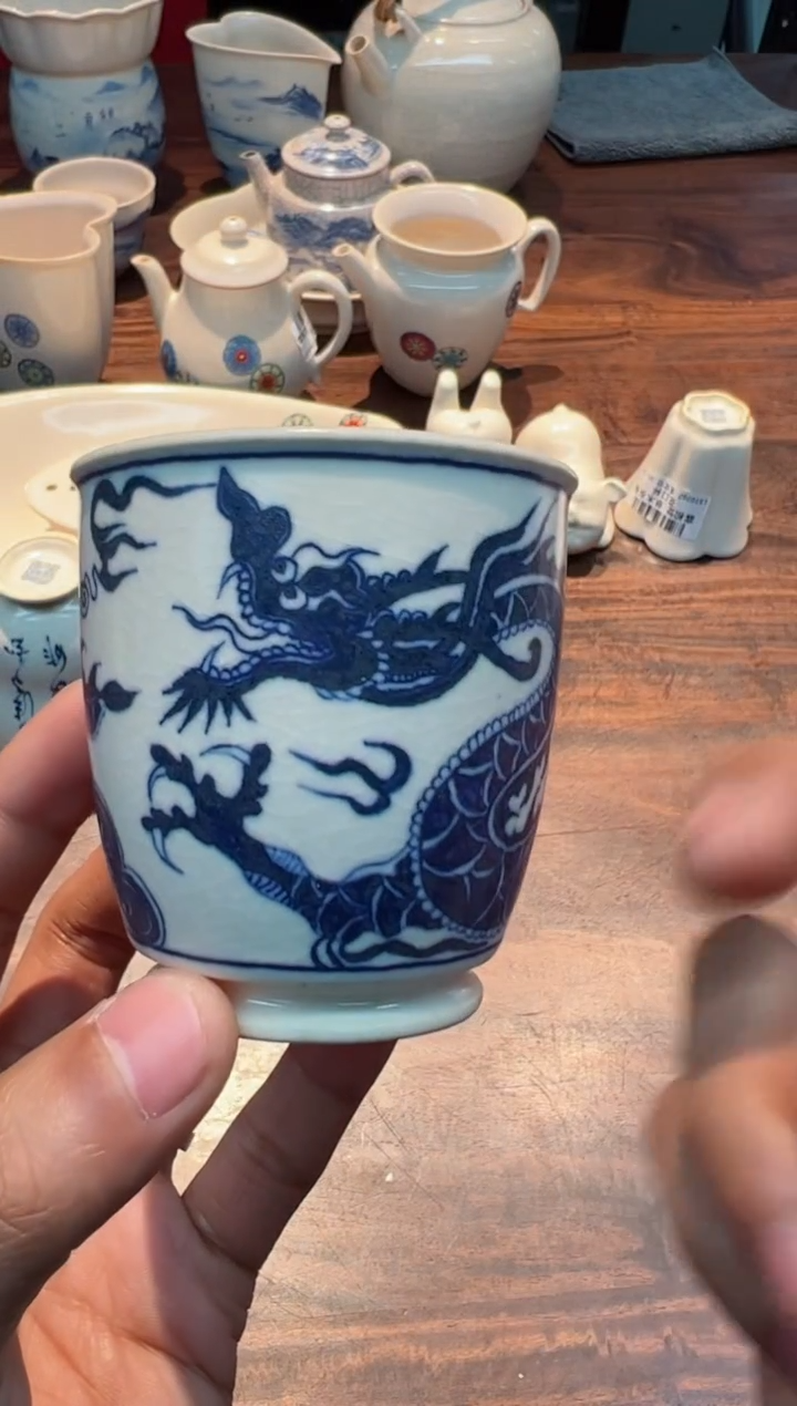 【闪购商品】霖松堂 穿花龙纹 容天杯