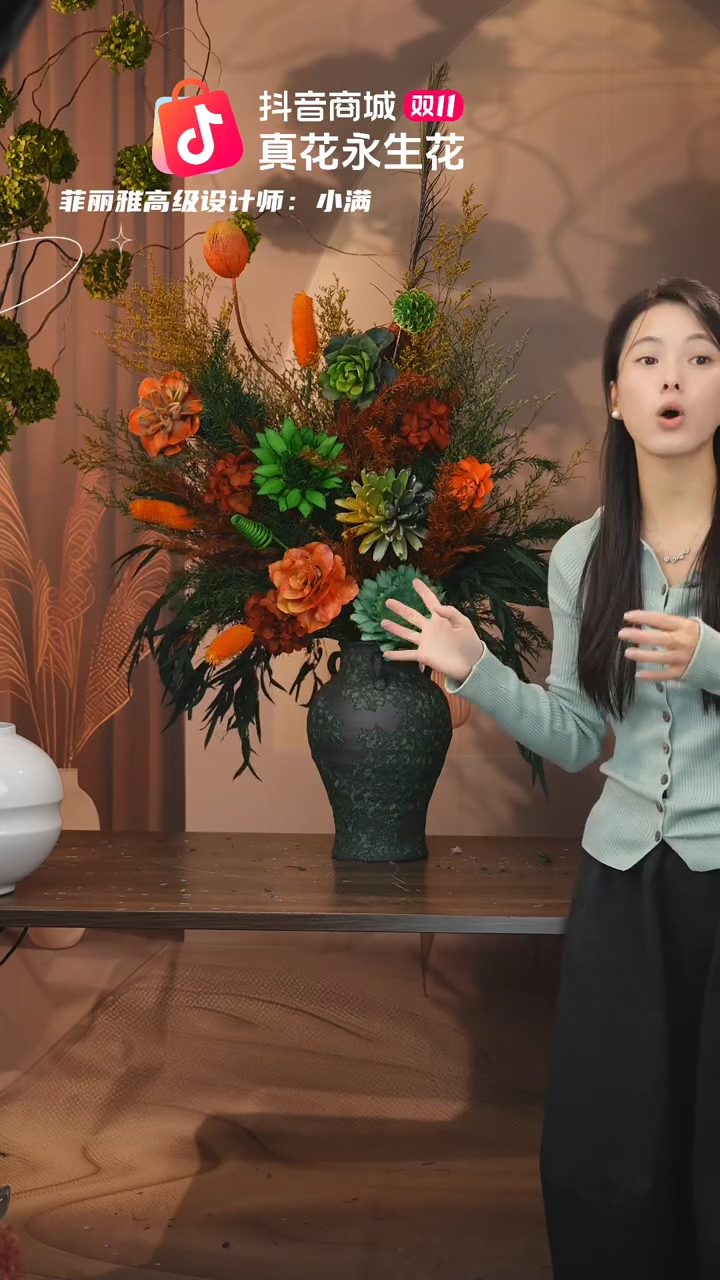 有机玻璃图片款式：花+花瓶一整套