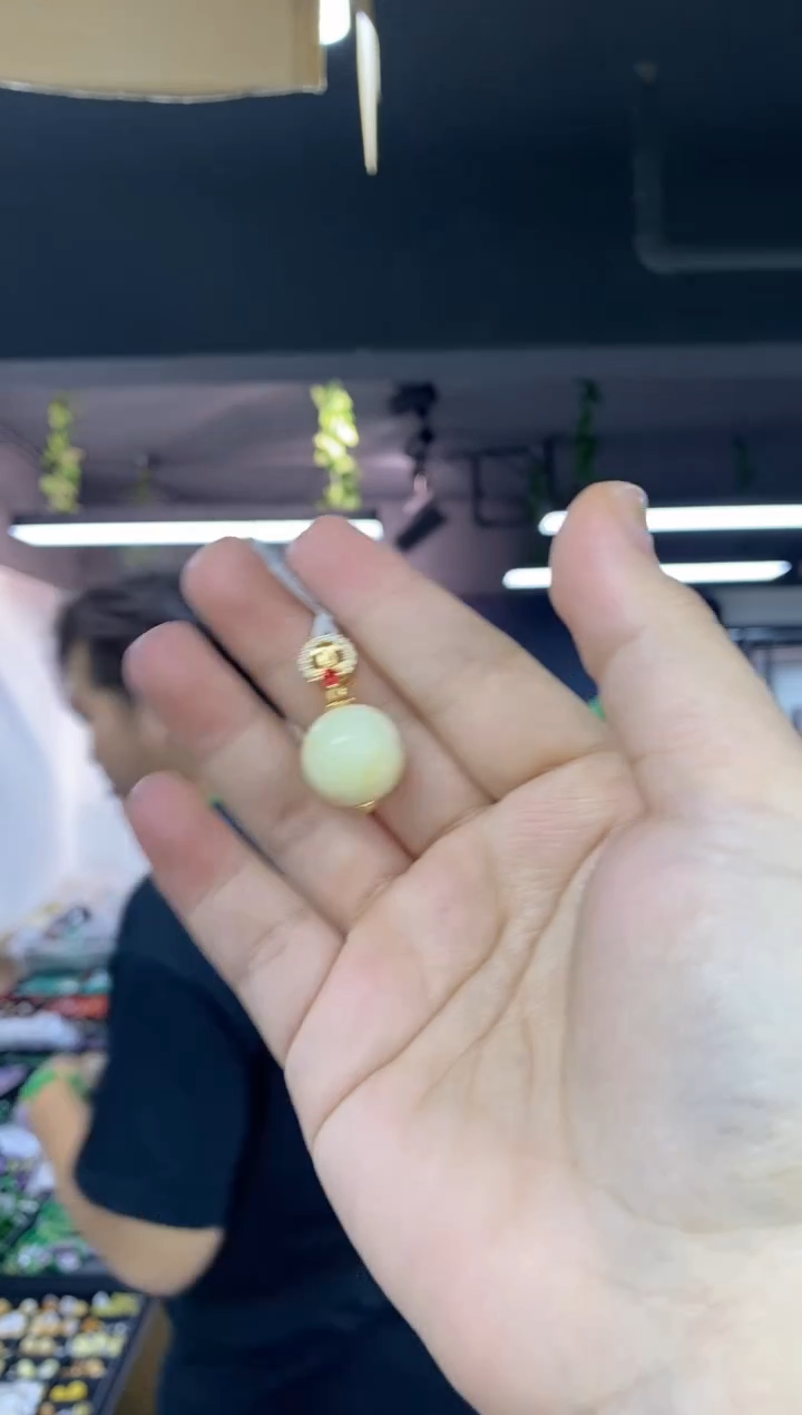 蜜蜡颈饰未镶嵌多样性发其一颜色微差