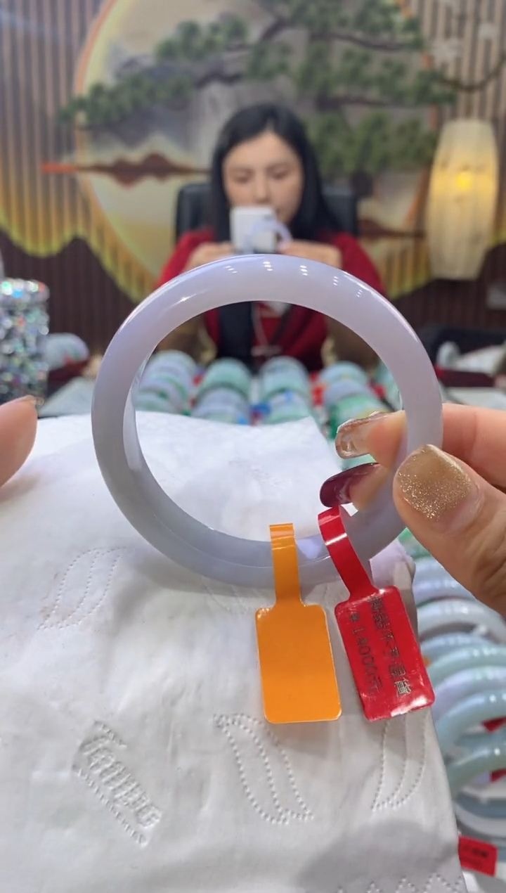 【闪购商品】翡翠手镯未镶嵌多人00903