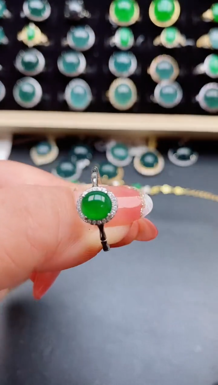 【闪购商品】翡翠戒指银S925镶嵌12121