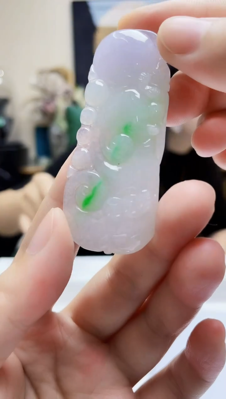 未镶嵌定制翡翠吊坠98