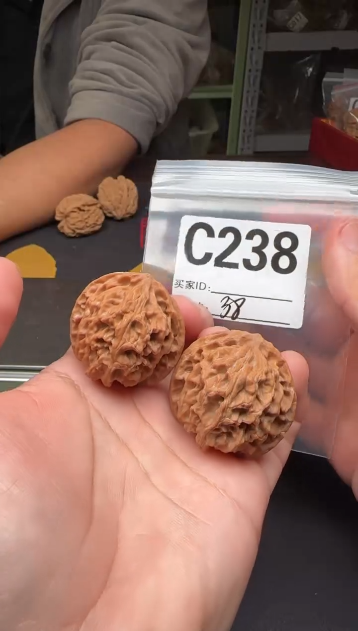 吊坠文玩核桃苹果园38-C238