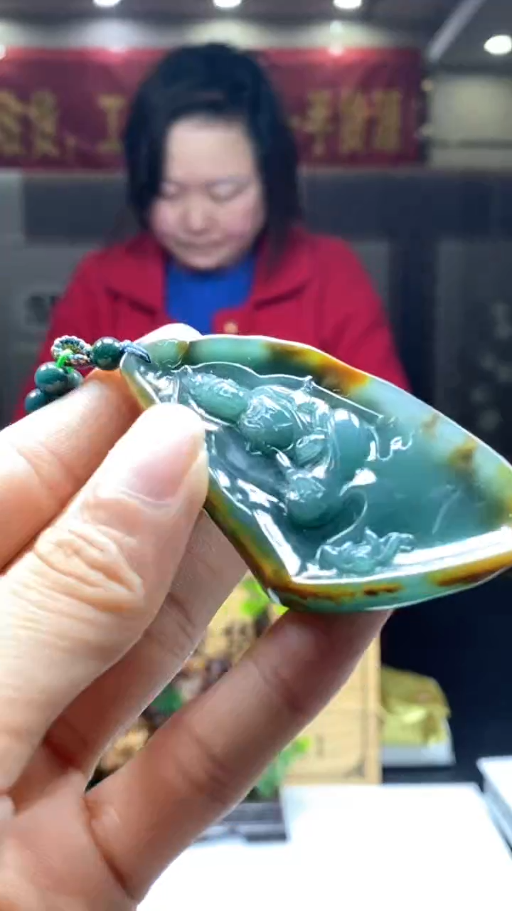 【闪购商品】翡翠颈饰未镶嵌********193
