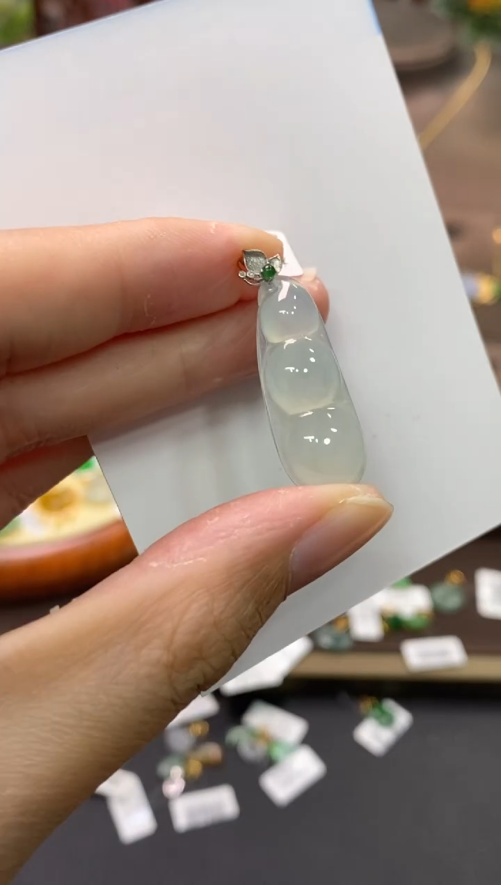 【闪购商品】翡翠颈饰18K金镶嵌净货13958