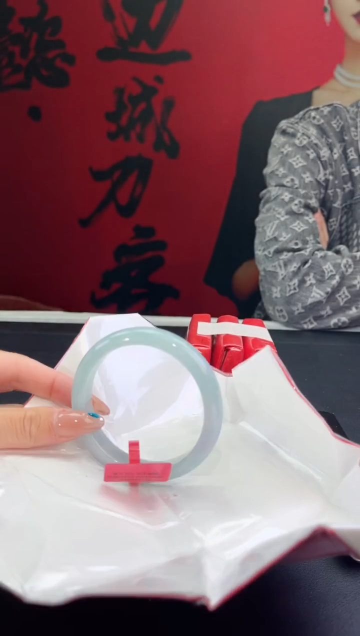 【闪购商品】翡翠未镶嵌手镯2翡翠手镯