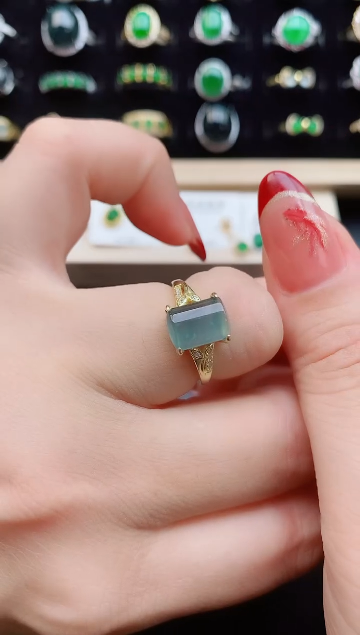 【闪购商品】翡翠戒指银S925镶嵌12121