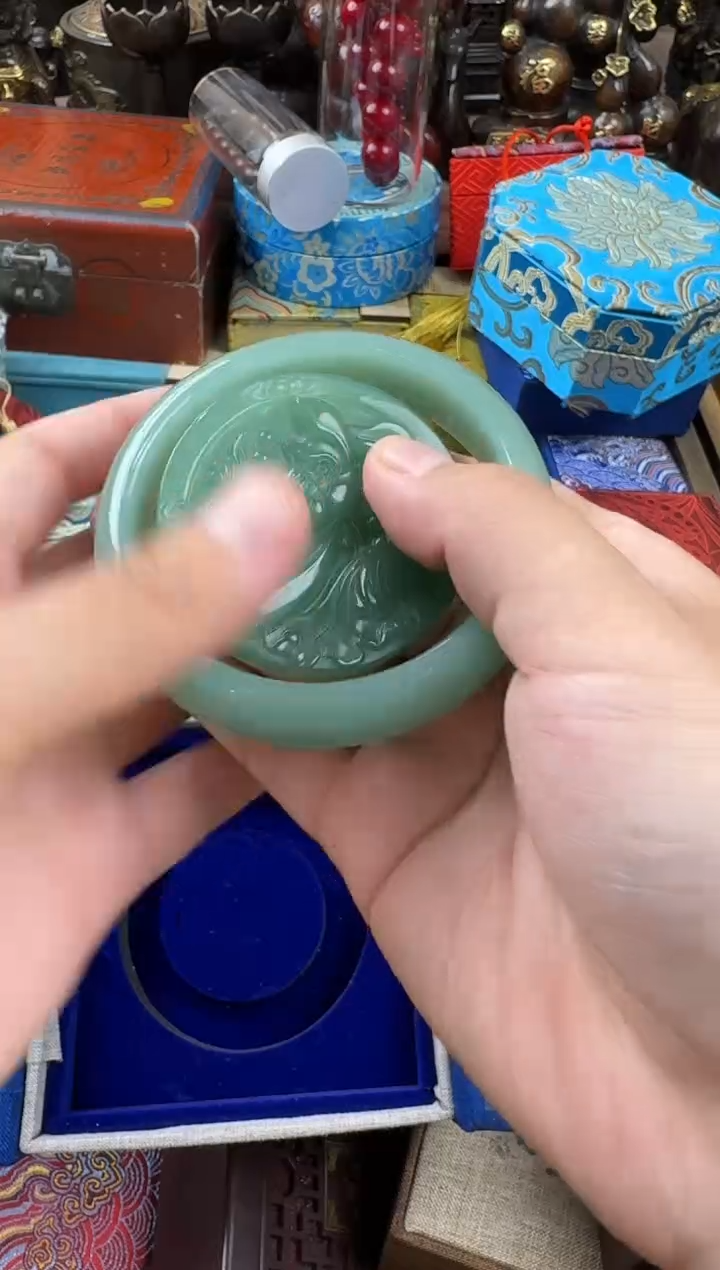 和田玉未镶嵌颈饰你艳姐专属文玩你艳姐专属文玩