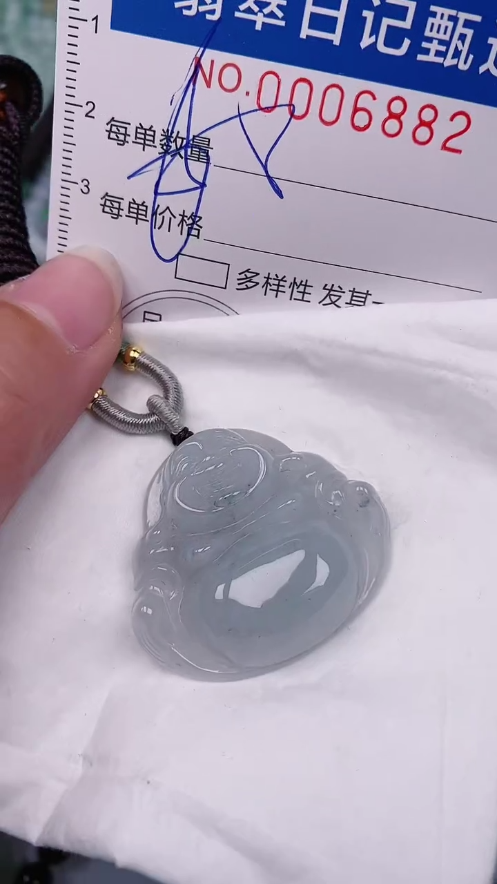 【闪购商品】翡翠颈饰未镶嵌00006882