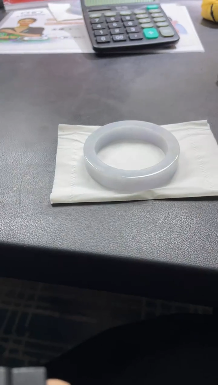 【闪购商品】定制翡翠手镯未镶嵌手镯DDH/发一件