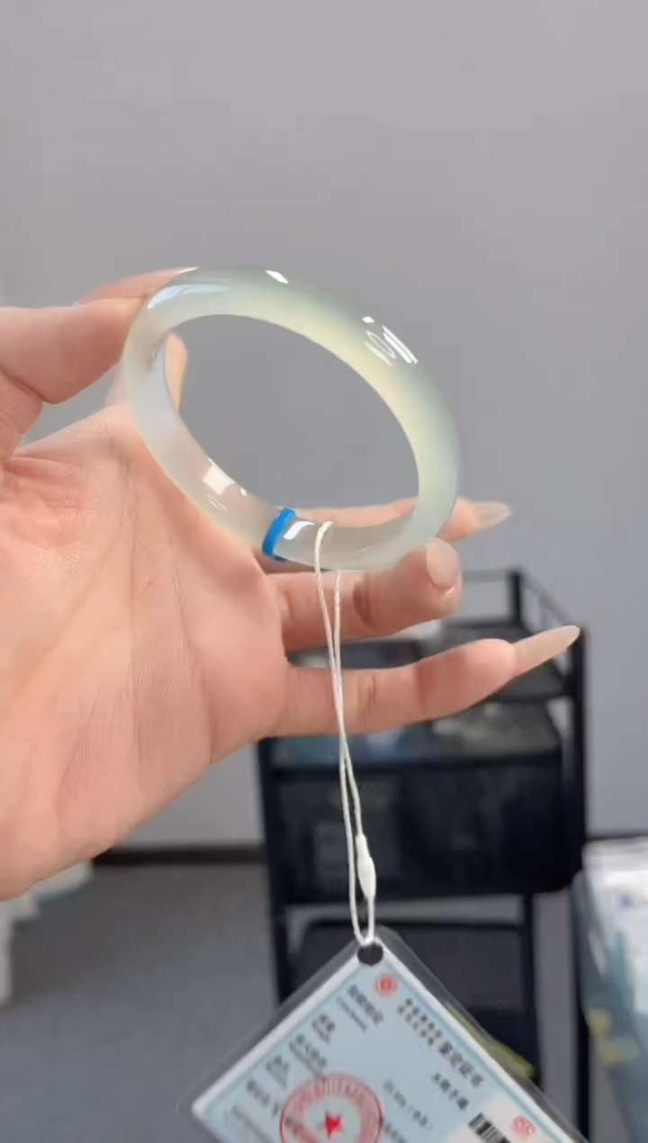 【闪购商品】玛瑙/玉髓手镯未镶嵌53-54圈口