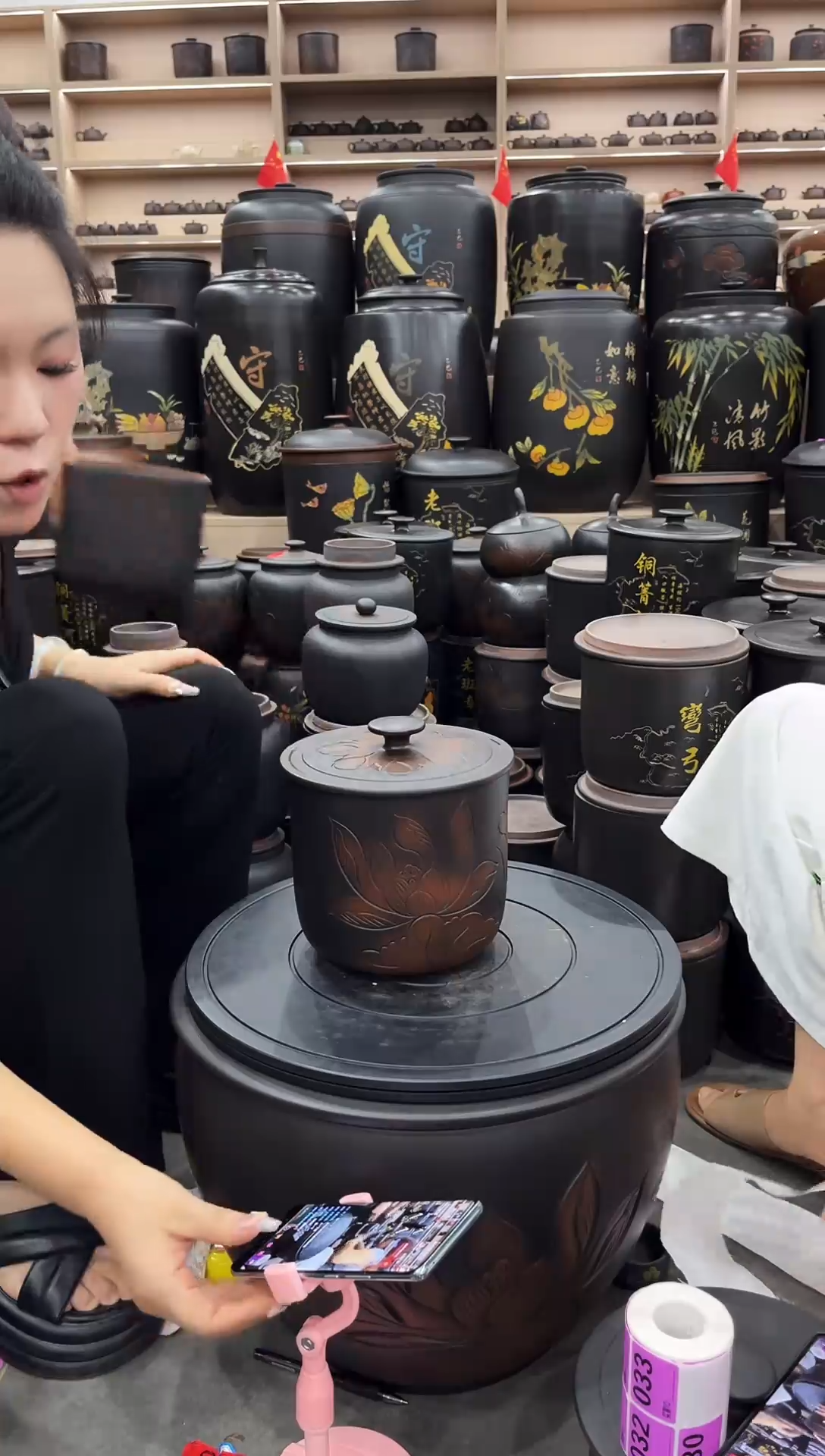罐瑕疵茶叶罐 荷花小五饼 177