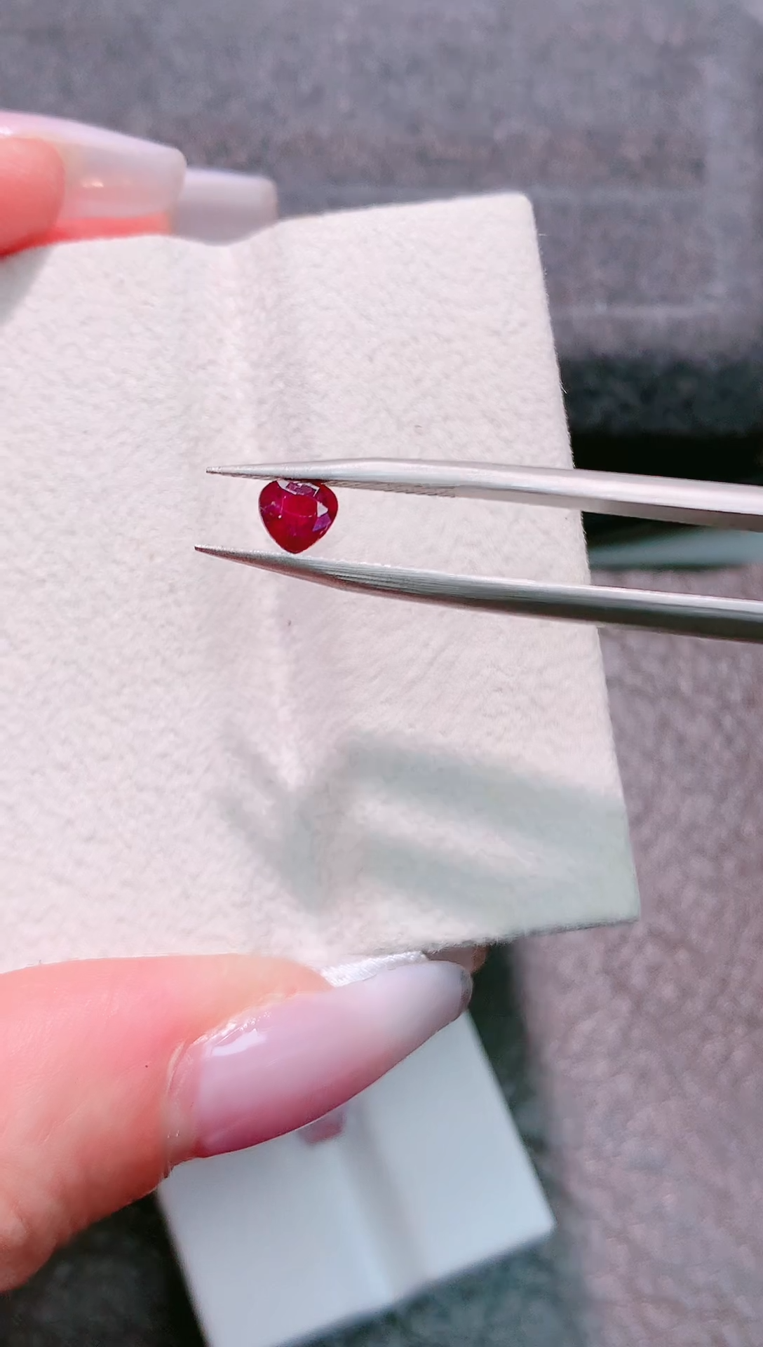 裸石红宝石0.65ct