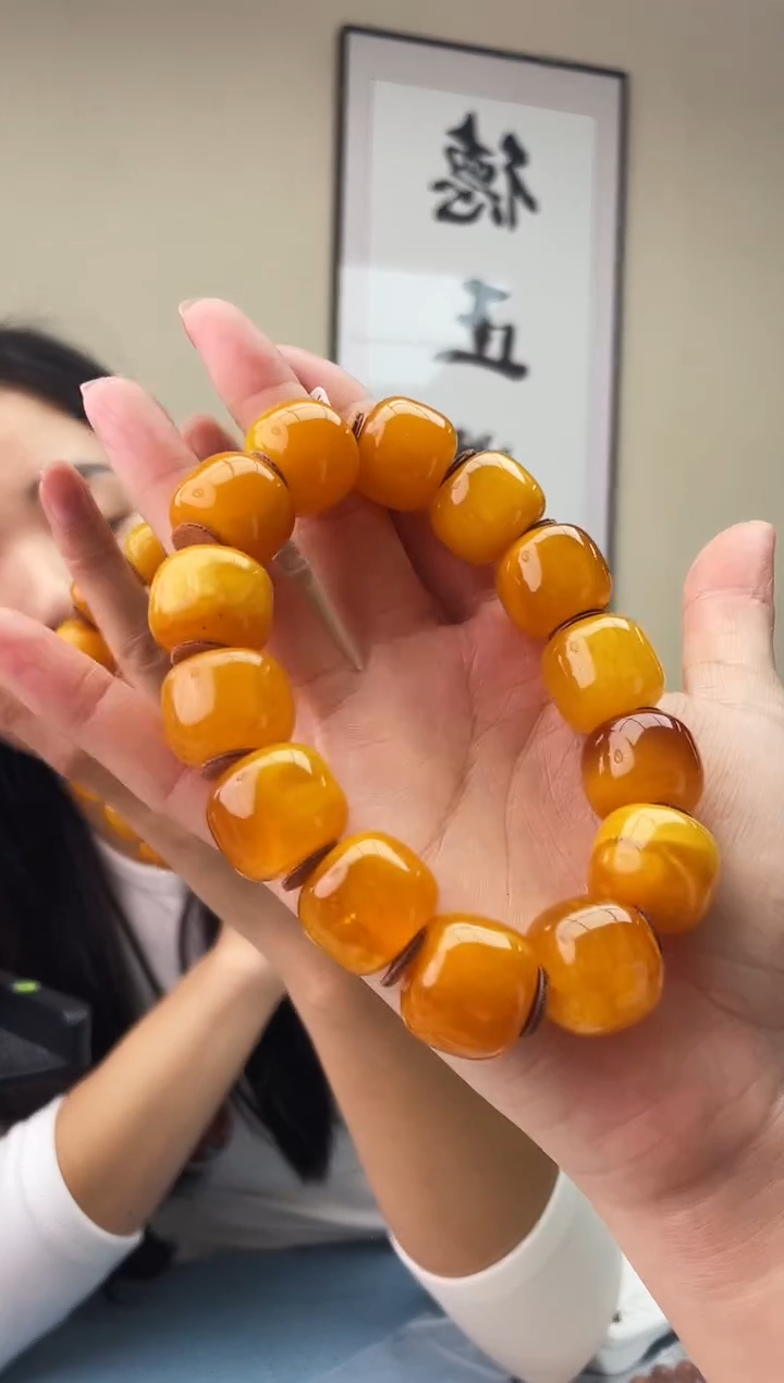 蜜蜡未镶嵌珠宝奇石T058 19微瑕假一罚十，多样性发一件